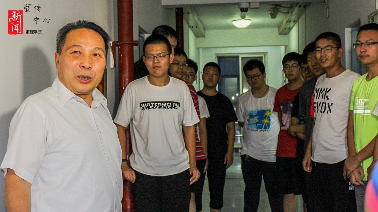 7f4addce82b095eb015ba6206d86fea6.jpg 探望6.jpg