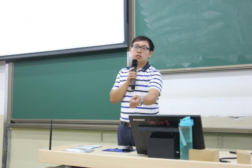 71dacdd34aea397ef94b25b2e7a60e0c.jpg 研究生开学6.jpg