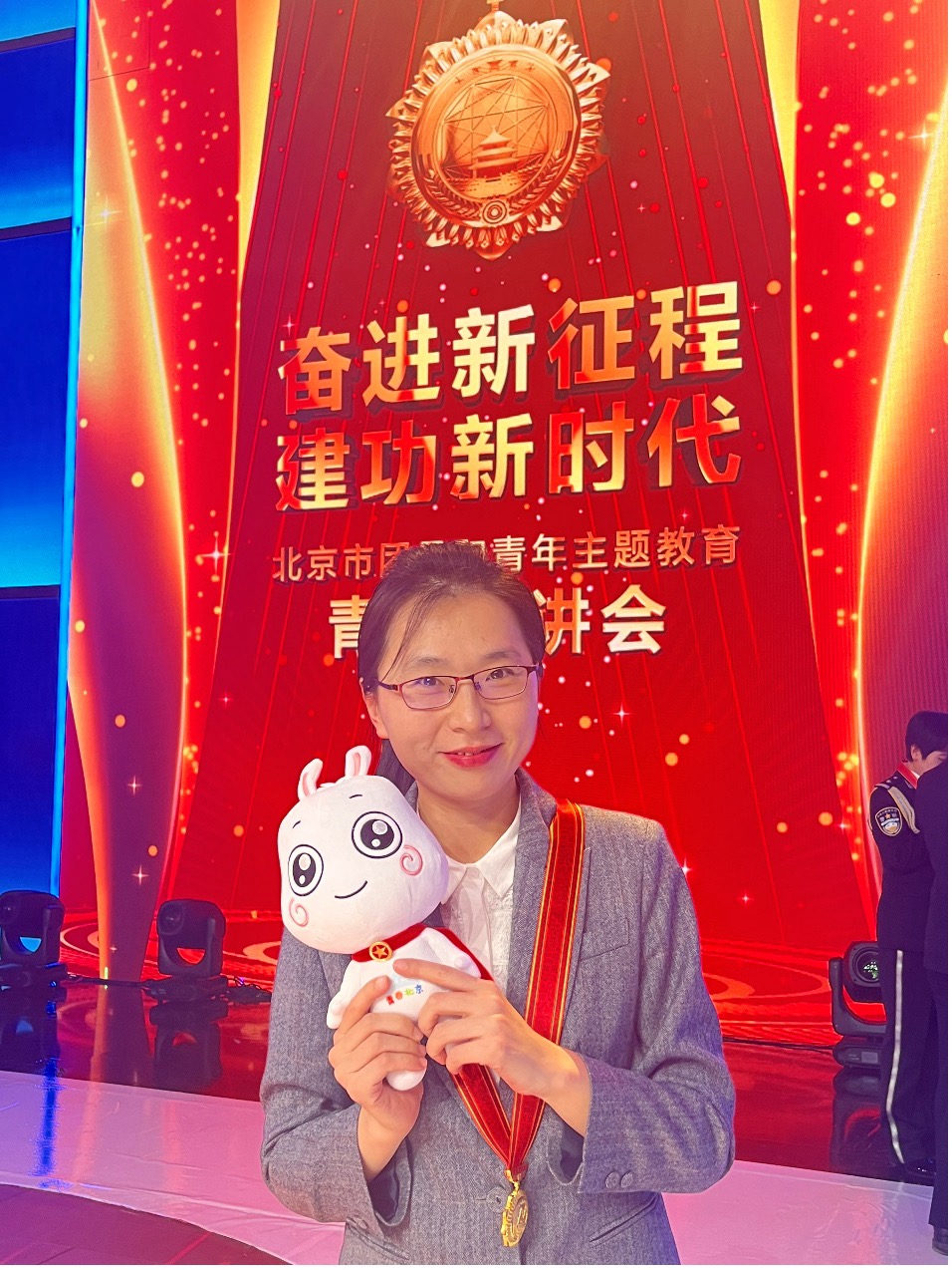 c4436d26a39e6f74ebe3721a29e44c0d.jpg 1.jpg