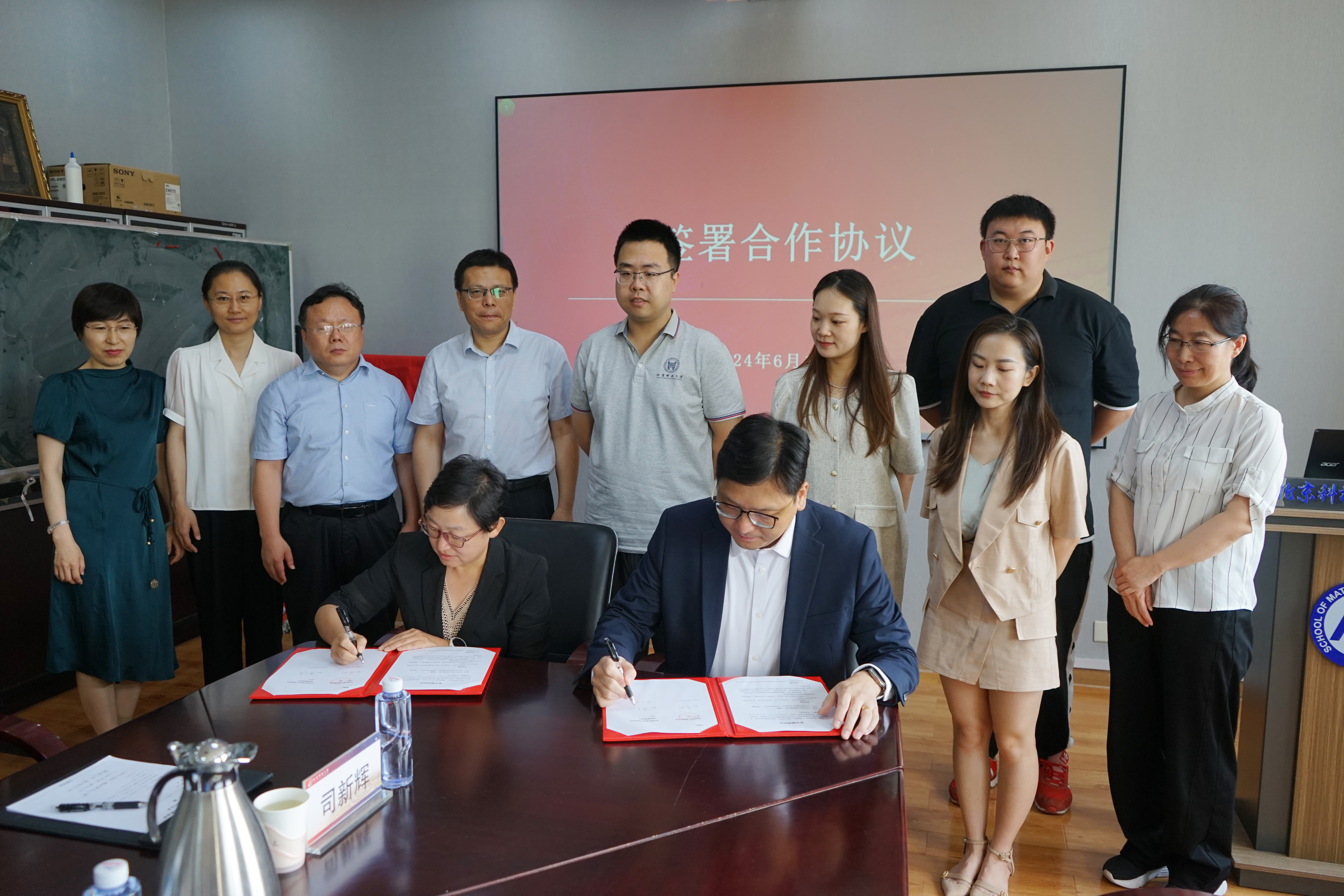 c42180f4b7ba258c9b64c65185c35fc4.jpg c42180f4b7ba258c9b64c65185c35fc4.jpg