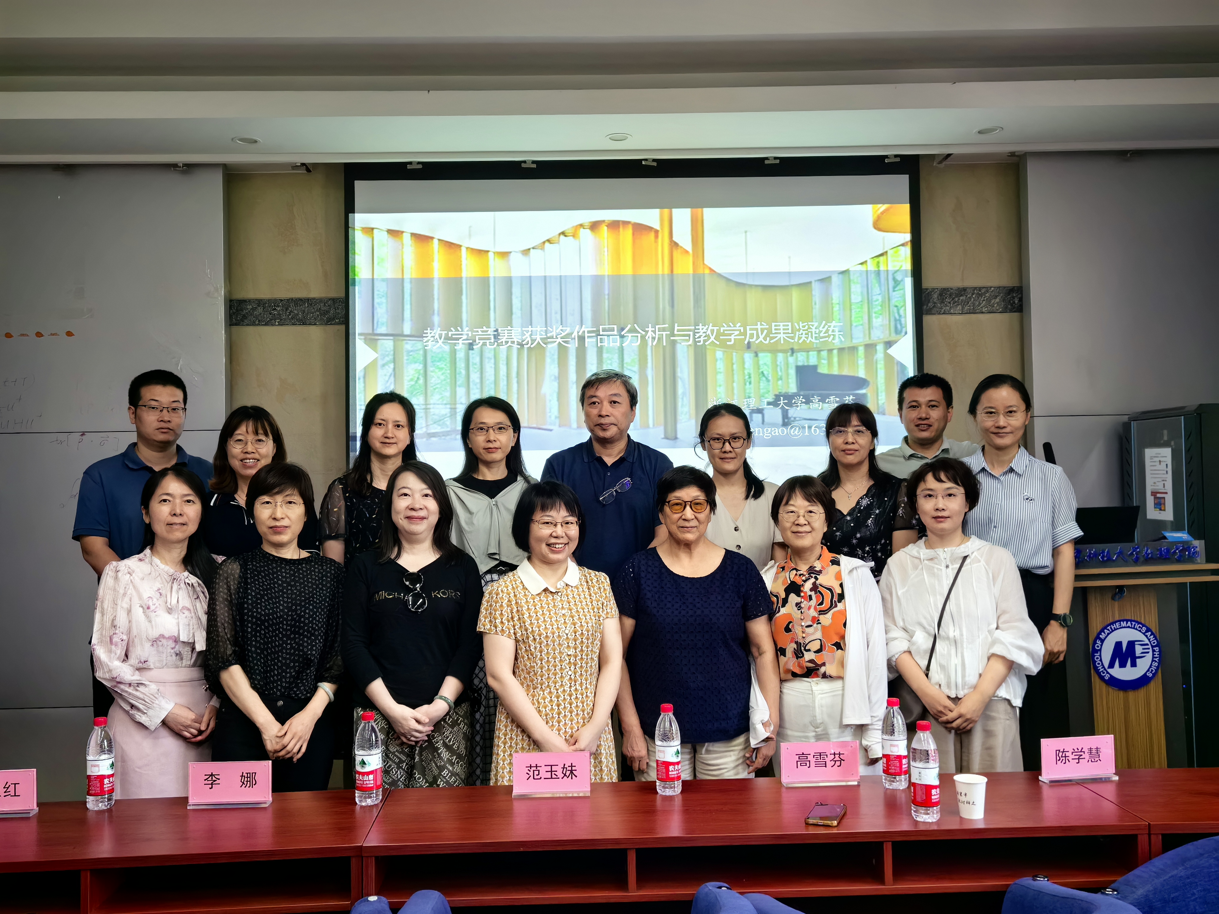 7e1a12a3352140dd776e885d9c57fa92.jpg 7e1a12a3352140dd776e885d9c57fa92.jpg