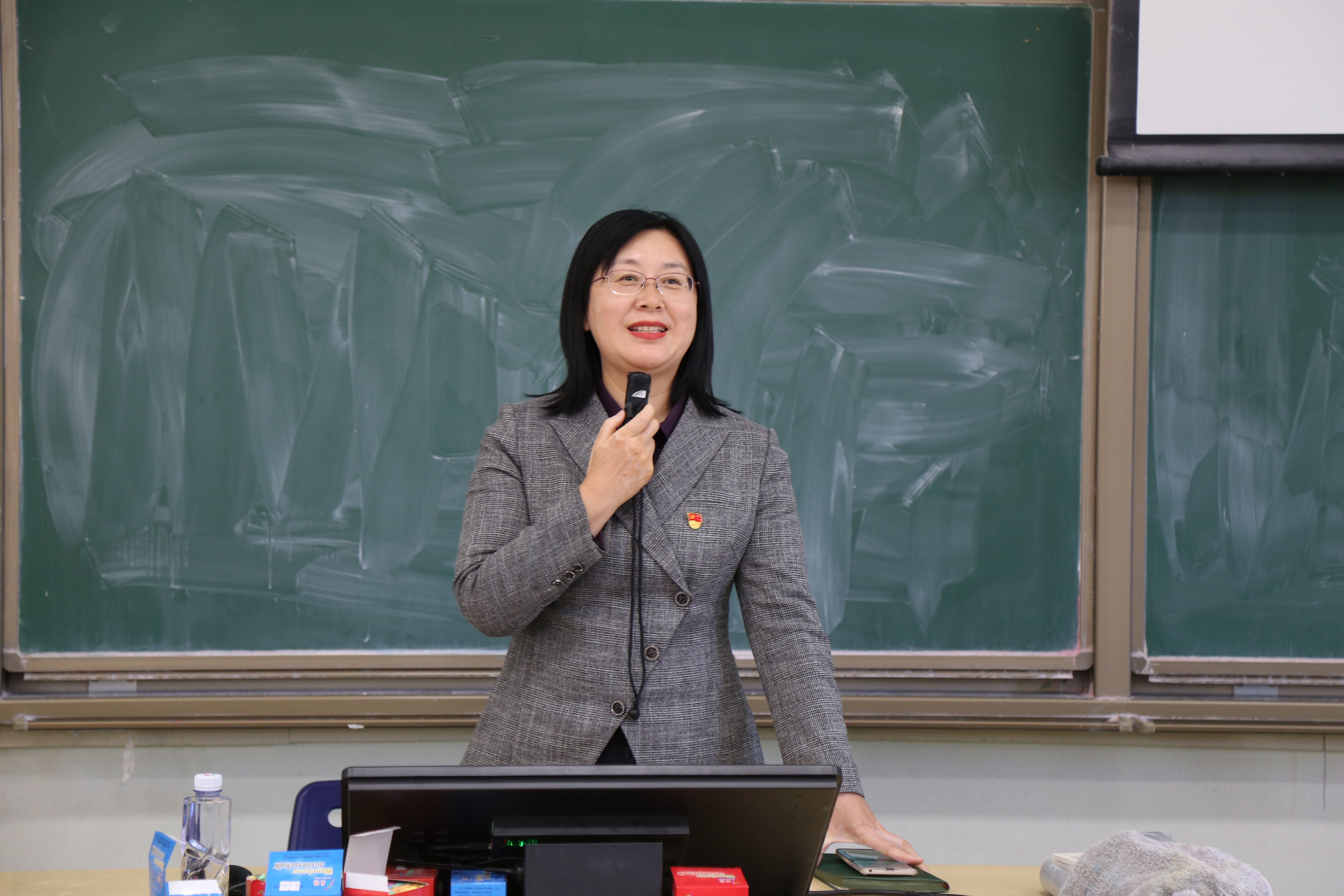 1728721058475679.jpg 1728721058475679.jpg