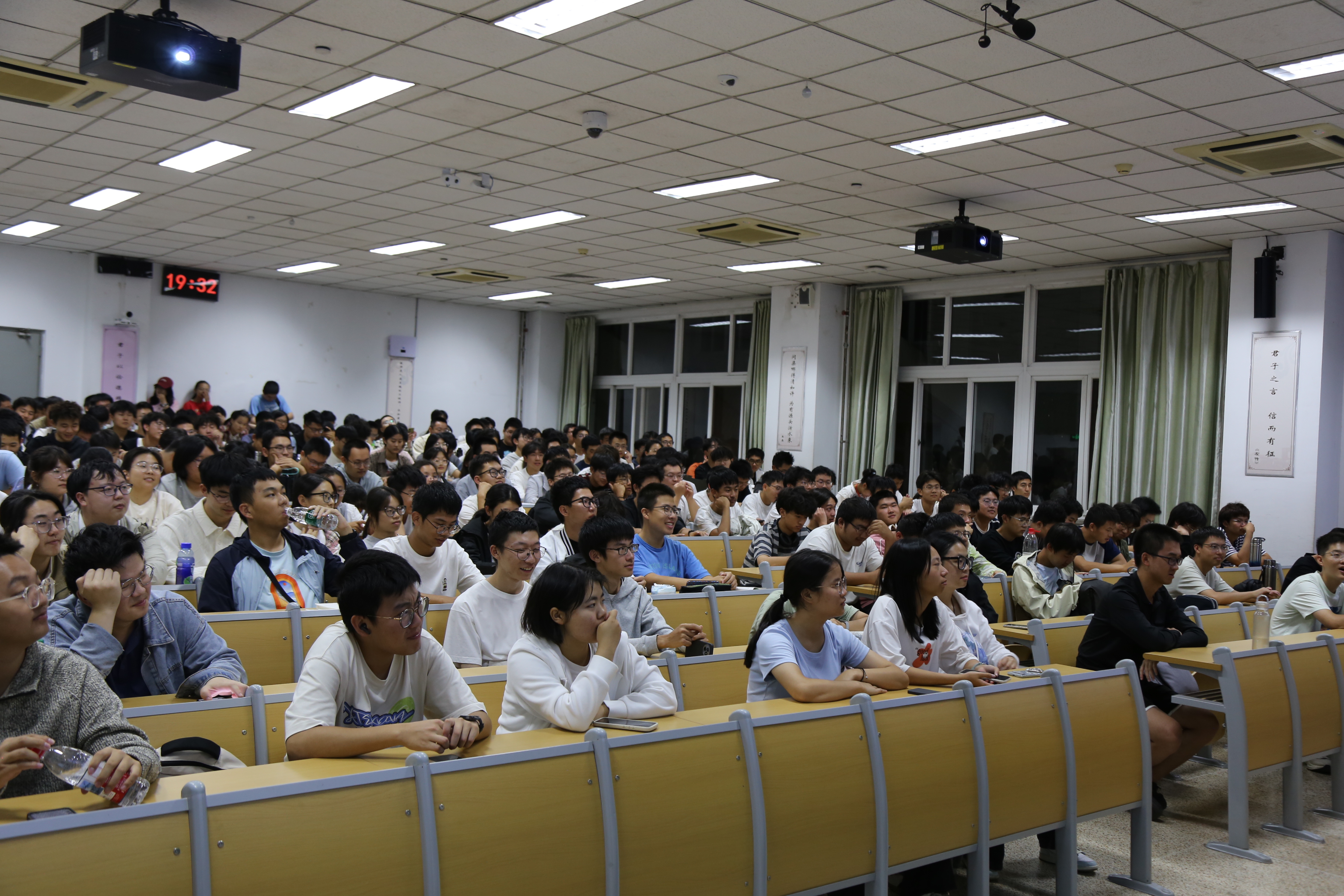 1758620391279194.jpg 1758620391279194.jpg